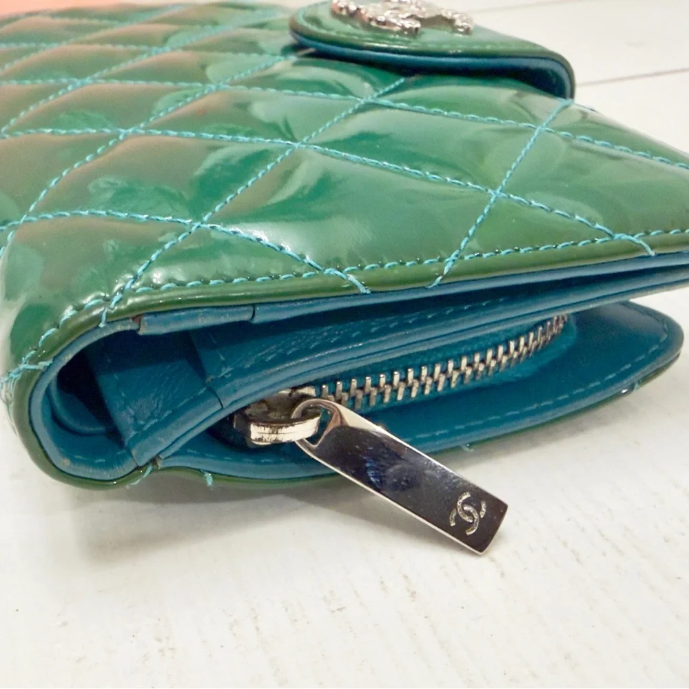 Chanel Green Patent Leather Blue Lambskin Wallet